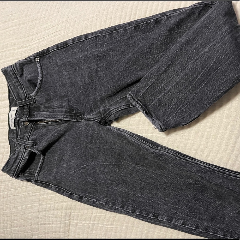Abercrombie and Fitch black high rise mom jeans